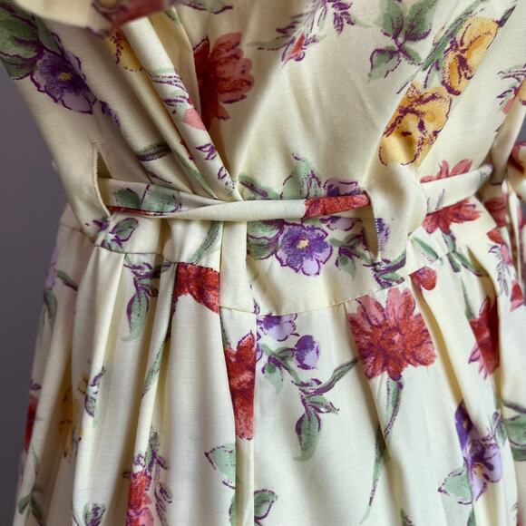 Vintage Karin Stevens Butter Yellow Floral Waist Tie A Line Dress Size 12 - Picture 6 of 7